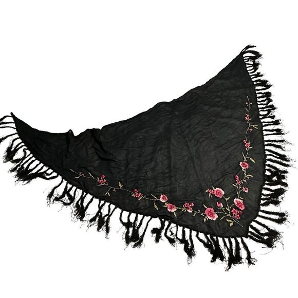Vintage Black and red rose embroidered piano shawl triangular scarf - Picture 12 of 13
